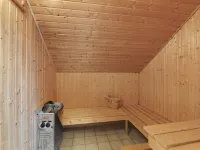 "Lothen" - 500m from the Sea Hotels in Lokken