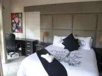 Bon A VIE Self-Catering and b&b Gonubie Full Solar Power, No Load Shedding!