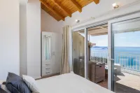 Apartment M&K