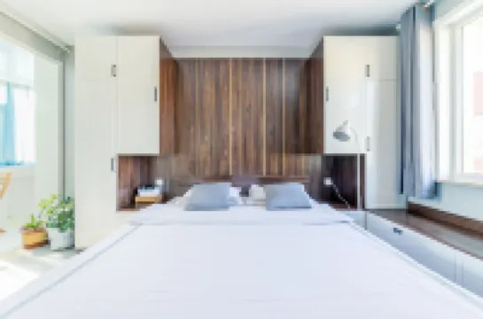 雕刻時光民宿（北西六路1號分店）