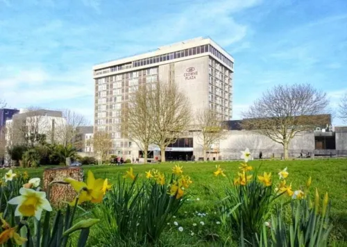 Crowne Plaza 普利茅斯 - 酒吧