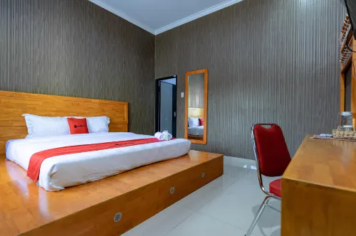 RedDoorz Syariah near UISU Medan Hotel di Medan Kota