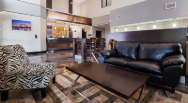 Best Western Bayou Inn  Suites