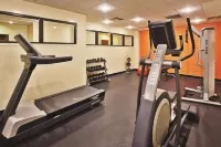 La Quinta Inn & Suites by Wyndham Florence - Gym