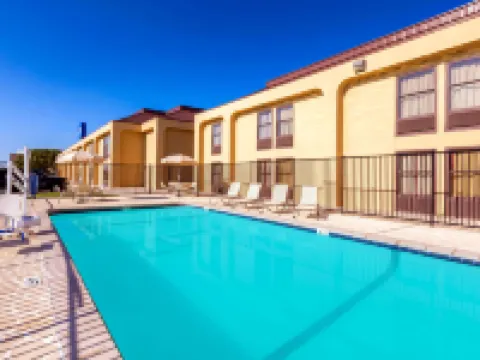 ベイモント バイ ウィンダム アマリロ イースト アマリロのホテル