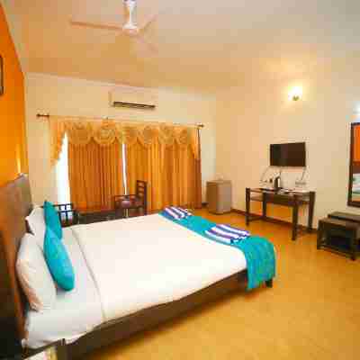 St.James Court Beach Resort Rooms