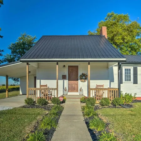 Lovely Pembroke Retreat w/ Beautiful Patio!