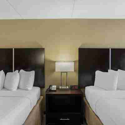 Best Western Harrisburg North Rooms