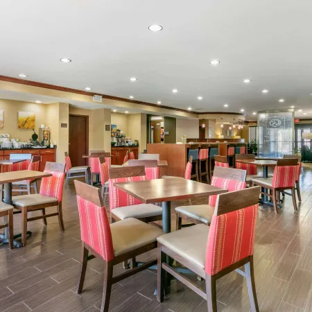 Comfort Suites