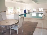 Spark by Hilton Plainfield Indianapolis Airport - Pools
