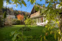 Luxury Apartment with Terrace and Garden, Free Parking, Smart TV, Etc.