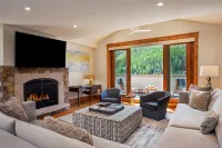 The Hythe, a Luxury Collection Resort, Vail Các khách sạn gần Squash Blossom Vail