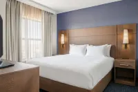 Residence Inn Chicago Naperville/Warrenville Hotels in Warrenville