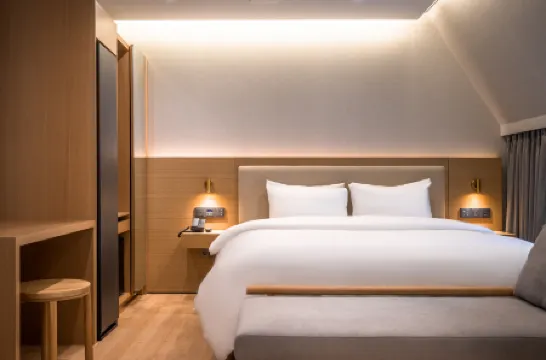 Comfort Inn Yeouido Отели рядом с достопримечательностью «Йеуидо»