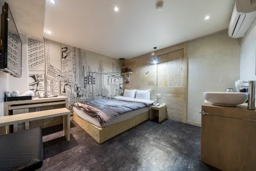 Busan Choeup Lala Hotel - موتيلات