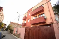 ApartHotel Otin Отели рядом с достопримечательностью «Лиси»