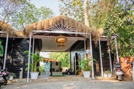 Kayaniv Ayurveda & Wellness Resort Отели в г. Мандрем