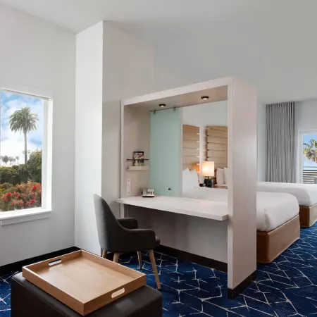 SpringHill Suites Oceanside Beach