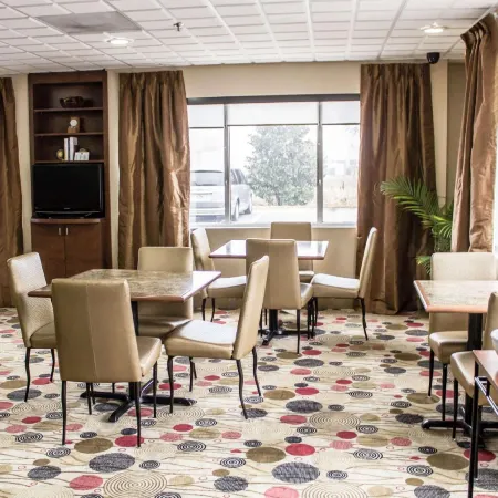 Comfort Suites Brunswick