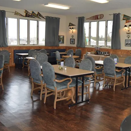Cedar Hill Lodge