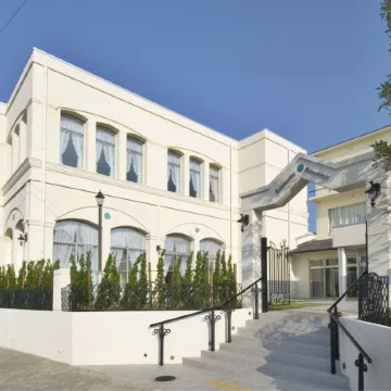 Hotel Hanatsubaki Отели в г. Обама