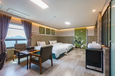 Hotel Mondavi Отели рядом со станцией Mokpo Station