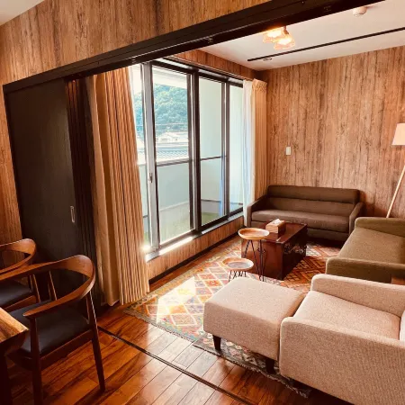 Private Female-Only Accommodation Tsukifunean