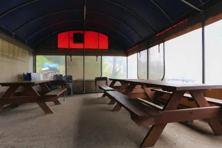 Taean Healing Camp Pension Отели в г. Тхэан