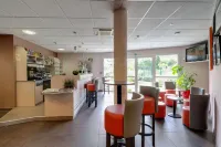 Brit Hotel Saint-Méen-Le-Grand en Brocéliande Hotels in Saint-Launeuc