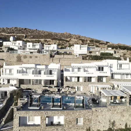 Mykonos No5 Luxury Suites & Villas Отели рядом с достопримечательностью «Пляж Капари»