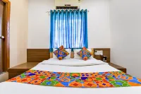 FabExpress Relax Inn - Prahlad Nagar Hotels in Sarkhej