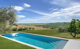Chalet in the Splendid Marche Hills Just a Few Minutes from the Beach