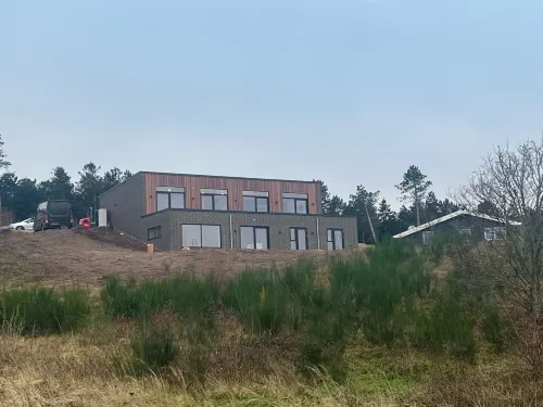 "Ann" - 1.3km from the Sea