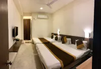 Hotel White Pearl, Jabalpur Hotels near Masjid FIAZAN E JAMAL E MUSTAFA