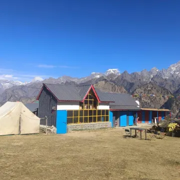 Grand Auli Camp