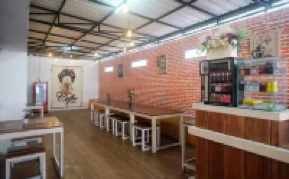 Red Orchid Hotel by Sajiwa