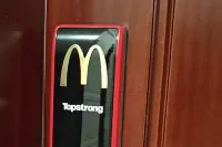 JingSssss Apartment (Tiaoshun Road)