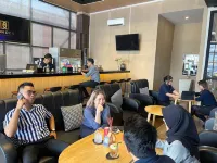 Premiere Hotel Tegal - Quầy Bar