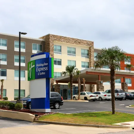 Holiday Inn Express & Suites ALABASTER by IHG