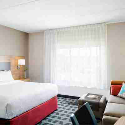 TownePlace Suites Chesterfield Rooms