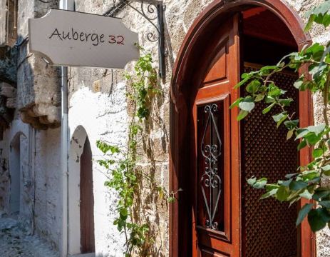 로도스 올드 타운의 골목길 이미지