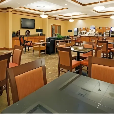 Holiday Inn Express & Suites Phenix City - FT. Benning by IHG