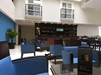 Fiesta Inn Toluca Tollocan - พร้อมอาหารเช้า