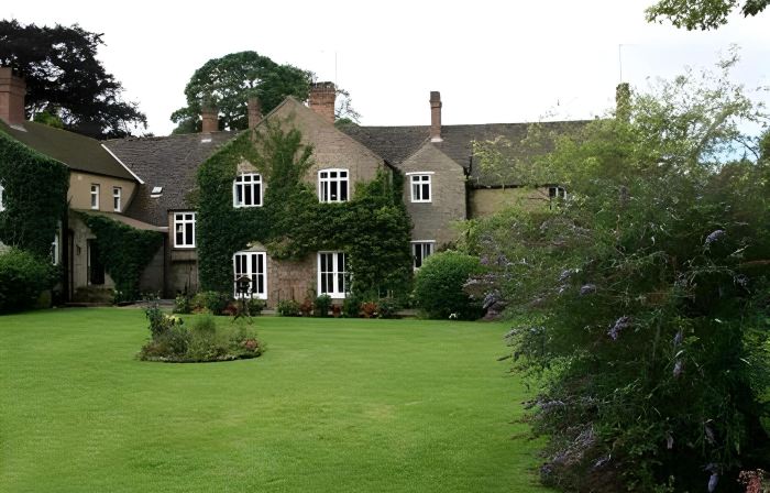 Newburgh House Bed & Breakfast