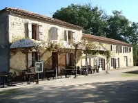 Logis l'Auberge de Larressingle Hotel a Caussens