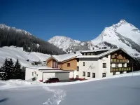 Alpin - Studios & Suites