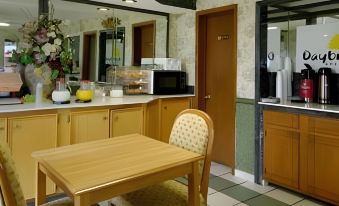 Days Inn by Wyndham Forest