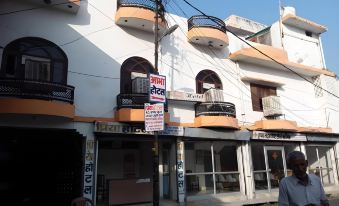 Priya Hotel Faizabad