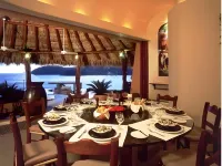 Villa El Murmullo by la Casa Que Canta Hotels in Zihuatanejo