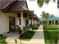 Cousin Resort